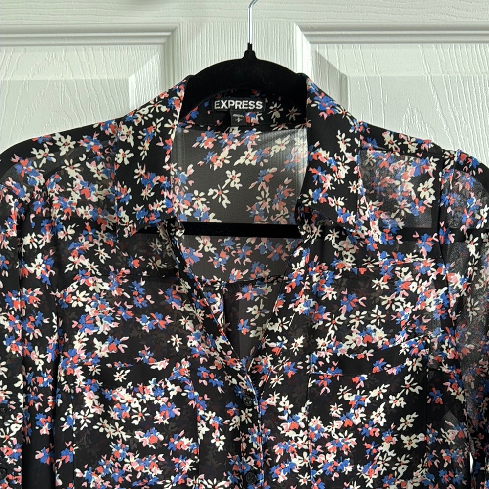 Express Black and Pink Blouse - Size small - Picture 5 of 8